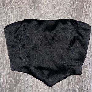 Black top! Stretchy & comfy, just wish I got a size smaller